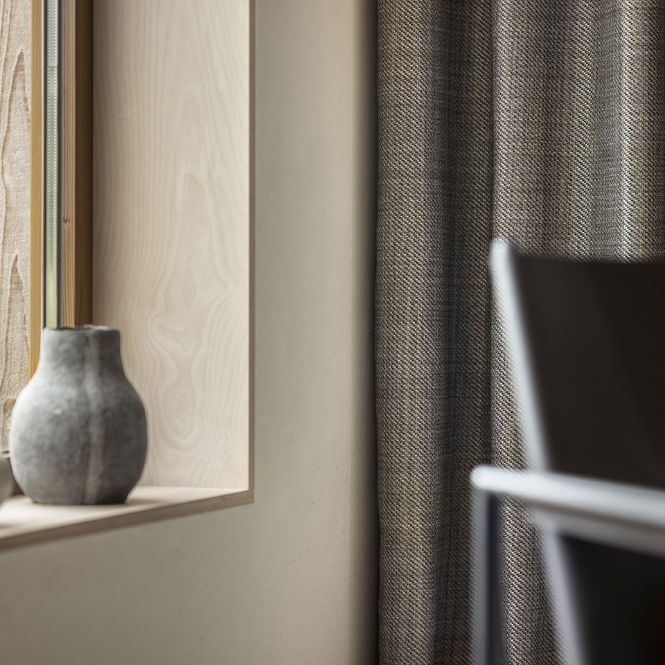 De Ploeg - Artisan flame retardant curtain fabric